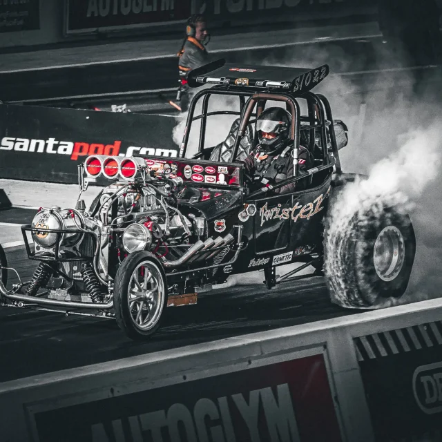 https://www.fuelledandframed.com/wp-content/uploads/2025/02/DV0A4023-640x640.webp
