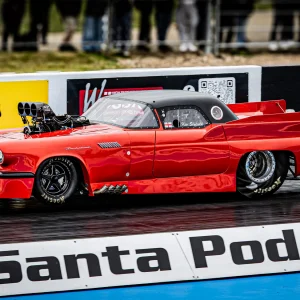 Kev Slyfield getting reacquainted with the Blown red Thunderbird