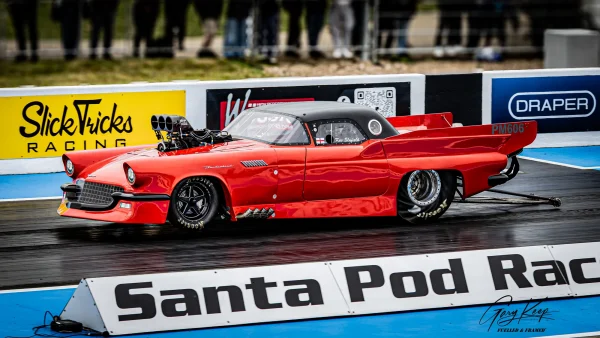 Kev Slyfield getting reacquainted with the Blown red Thunderbird