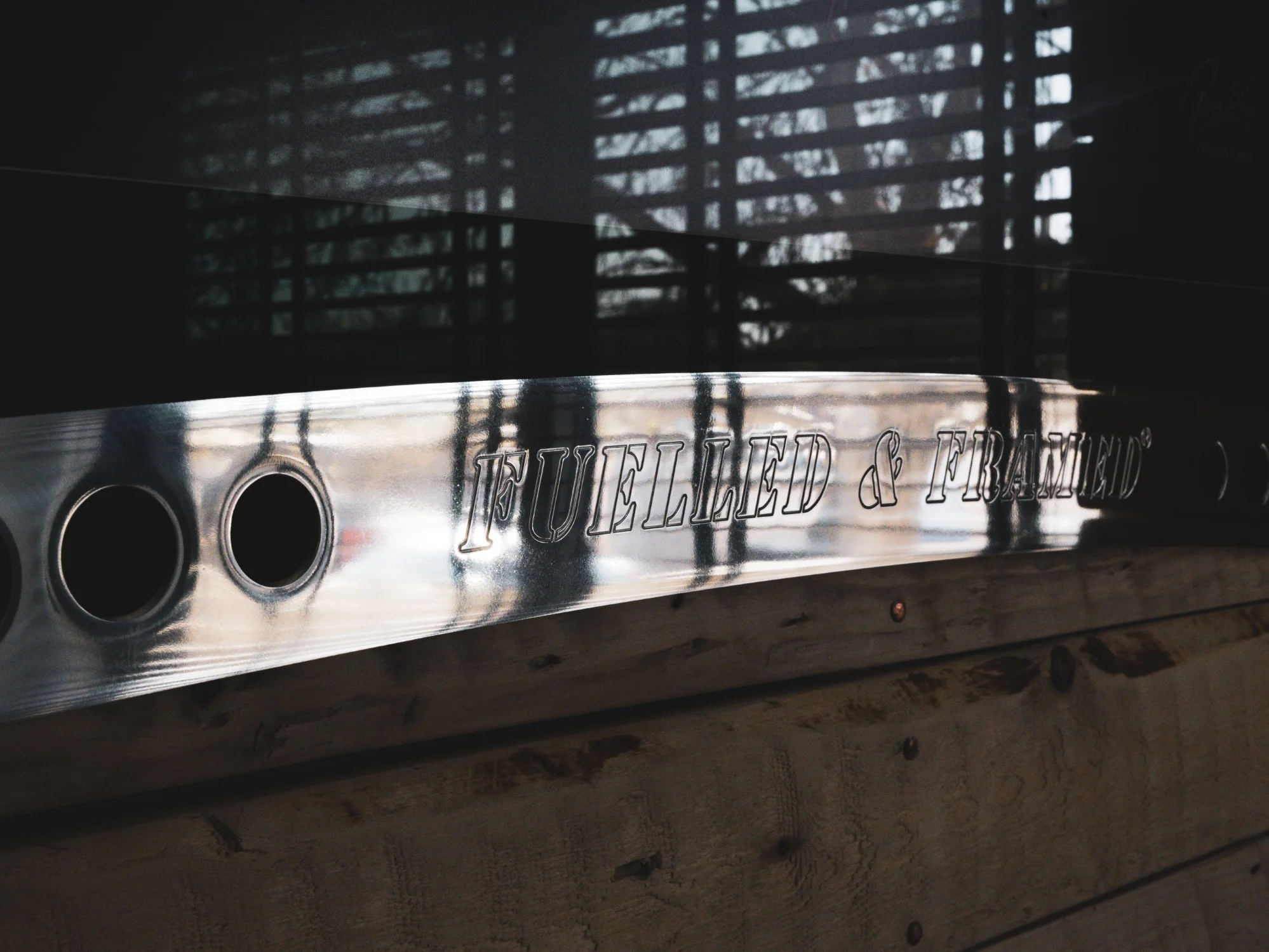 Large Aluminium Frame (3)