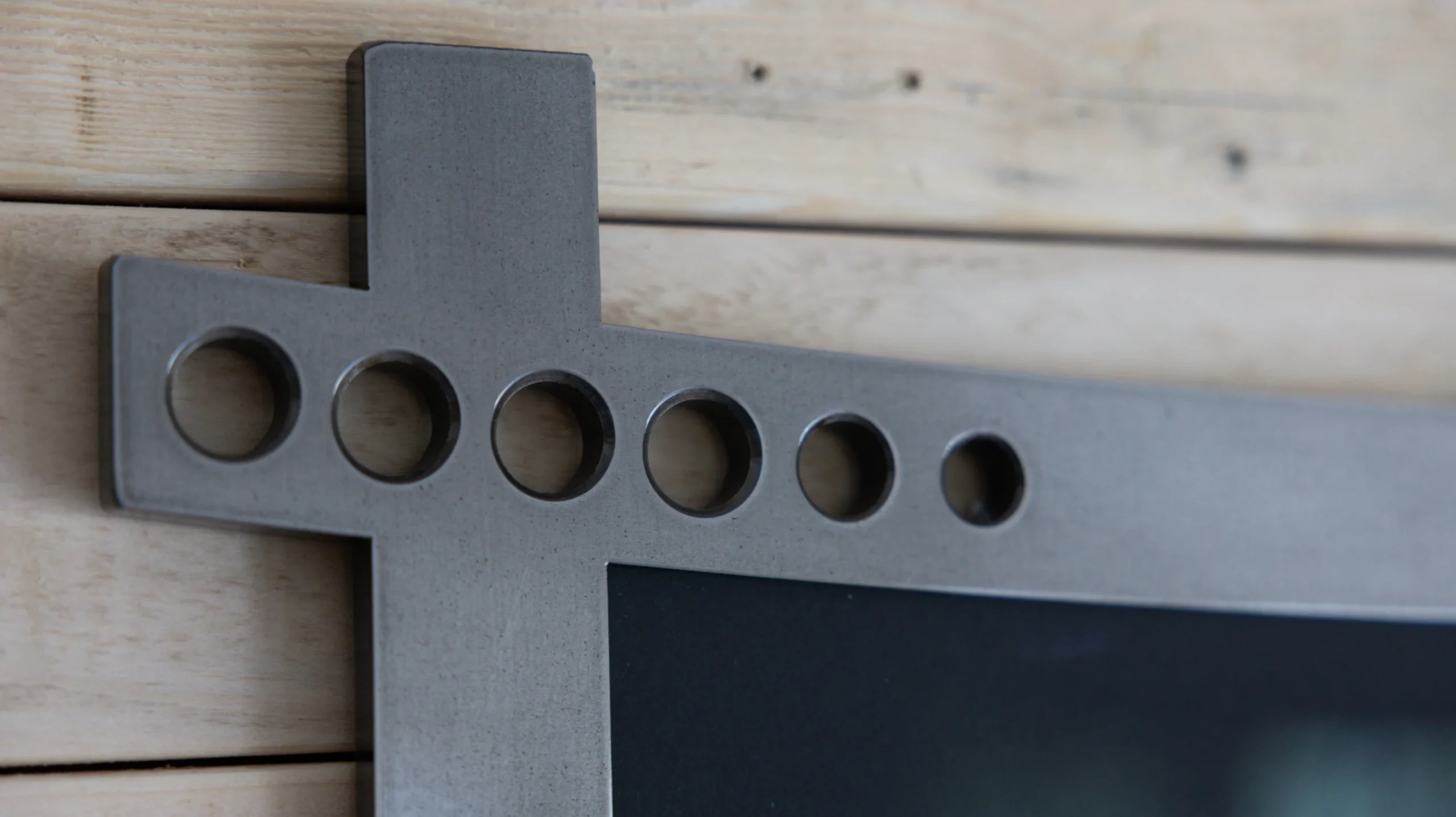 Medium Steel Frame (4)